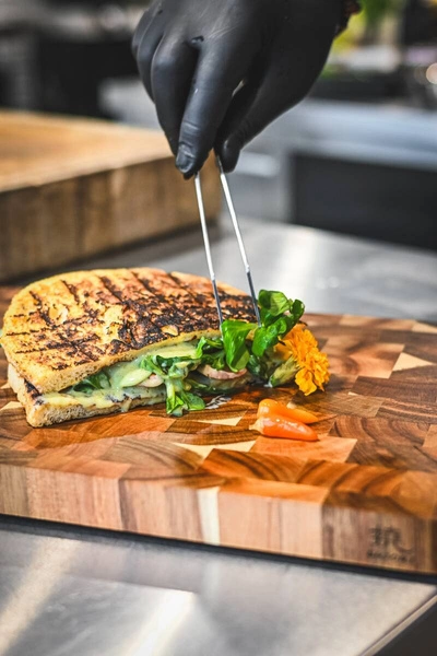 Shiori 撓 Akashia Chesū-ban deska do krojenia