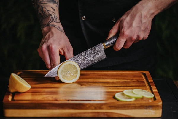 Shiori 撓 Kuro Sifu - profesjonalny nóż szefa kuchni